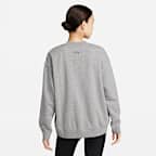 ナイキ Dri-FIT ゲット フィット ウィメンズ グラフィック クルーネック スウェットシャツ