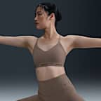 Nike Indy Sport-BH mit leichtem Halt, Polster und verstellbarer Passform