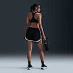 Nike Tempo Dri-Fit Laufshorts mit Innenslip und mittelhohem Bund (Damen)