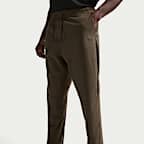 Pants de tejido Knit Dri-FIT Shori para hombre Nike Tech