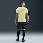 เสื้อฟุตบอลผู้ชาย Dri-FIT Nike Strike