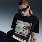 Playera de manga corta con gráfico para mujer Nike Sportswear