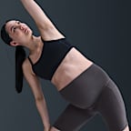 Nike (M) One Women's Dri-FIT High-Waisted 20.5cm (approx.) Biker Shorts With Pockets (Maternity)