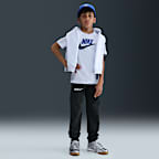 Inter Milan Club Fleece Nike Soccer szabadidőnadrág nagyobb gyerekeknek (fiúknak)