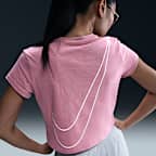 Nike Sportswear Club Women's Short-Sleeve Cropped Graphic T-Shirt