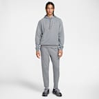 Pants de alto rendimiento Dri-FIT de pierna entallada con protección UV para hombre Nike Primary Fleece
