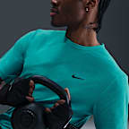 Playera versátil de manga corta Dri-FIT con protección UV para hombre Nike Hyverse