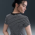 ナイキ スポーツウェア チル ニット ウィメンズ スリム ストライプド Tシャツ