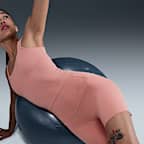 ナイキ ゼンビー ウィメンズ ハイウエスト 13cm バイカーショートパンツ