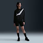 Chamarra holgada con logotipo, cierre completo y protección contra los rayos UV para mujer Nike Sportswear Classic