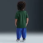 Playera cuadrada Snowboard para niños talla pequeña Nike