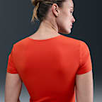 Playera de manga corta para mujer Nike Form