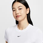 Nike Sportswear Chill Knit Women's Cropped T-Shirt