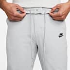 Nike Sportswear Men's Woven Commuter Pants