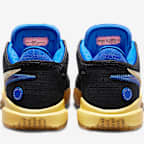 LeBron 20 UN EP 籃球鞋