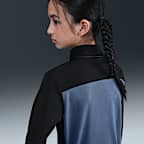 Nike Academy Older Kids' Dri-FIT Long-Sleeve 1/4-Zip Football Drill Top