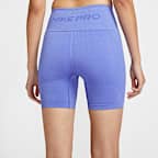 Nike Pro シームレス ウィメンズ Dri-FIT ハイウエスト 13cm バイカーショートパンツ