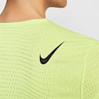 Nike AeroSwift 男款 Dri-FIT ADV 短袖跑步上衣