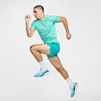 Shorts de correr Dri-FIT de 13 cm con forro de ropa interior para hombre Nike Challenger