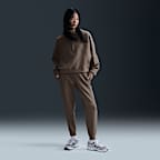 Nike 24.7 ImpossiblySoft Women's Dri-FIT Oversized 1/2-Zip Top