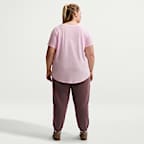 Nike Sportswear Club Essentials Women's T-Shirt (Plus Size)