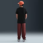 Playera para niños talla grande Nike Sportswear