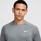 Playera de manga larga Dri-FIT con protección contra los rayos UV para hombre Nike Swim Hydroguard Essential