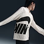 เสื้อแข่งแขนยาวขนาดโอเวอร์ไซส์ผู้หญิง Nike Sportswear