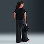 Nike Sportswear Big Kids' (Girls') T-Shirt