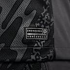 Liverpool F.C. Stadium Goalkeeper Men's Nike Dri-FIT Football Replica Short-Sleeve Shirt