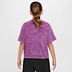 Nike Sportswear Older Kids' (Girls') T-Shirt