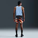 Shorts de correr Dri-FIT de 18 cm con forro de ropa interior para hombre Nike Stride