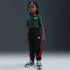 Conjunto de 2 piezas Propus en colores contrastantes para niños talla pequeña Nike