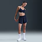 Nike Indy 輕度支撐型女款可調式襯墊運動內衣