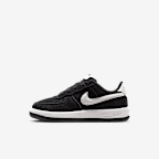 Black/Sail