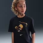 Playera de correr Nike para niños talla grande Sha'Carri Richardson "So Win"