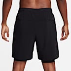 Ofodrade mångsidiga 2-i-1-shorts Nike Unlimited Dri-FIT 18 cm för män