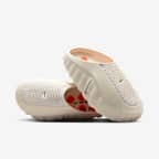 Sail/Hyper Crimson/Black/Chrome