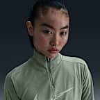 Nike Swoosh Women's Dri-FIT 1/4-Zip Running Mid Layer