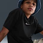 Playera para niños talla grande Nike Sportswear