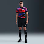 England Academy Pro Men's Nike Dri-FIT Football Pre-Match Short-Sleeve Top