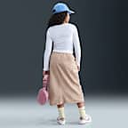 เสื้อแขนยาวคอเหลี่ยมเด็กโต Nike Sportswear (หญิง)