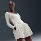 Nike 24.7 PerfectStretch Women's Dri-FIT High-Waisted Loose Pleated Shorts