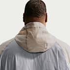 Chamarra Windrunner Nike Tech Dri-FIT de tejido Woven y cierre completo para hombre