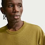 Nike Sportswear Premium Essentials Erkek Tişörtü