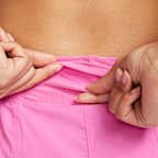 Shorts 2 en 1 Dri-FIT de tiro alto de 8 cm para mujer Nike One