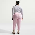 Pants de tiro medio Nike Sportswear con gráfico para mujer Club Fleece (talla grande)