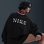 Nike Sportswear Phoenix Fleece Women's Oversized Crew-Neck Sweatshirt