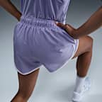 Shorts de correr Dri-FIT de tiro medio con forro de ropa interior para mujer Nike Tempo
