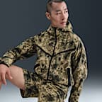 Nike Tech Men's Dri-FIT Woven Camo Windrunner Oversized Jacket